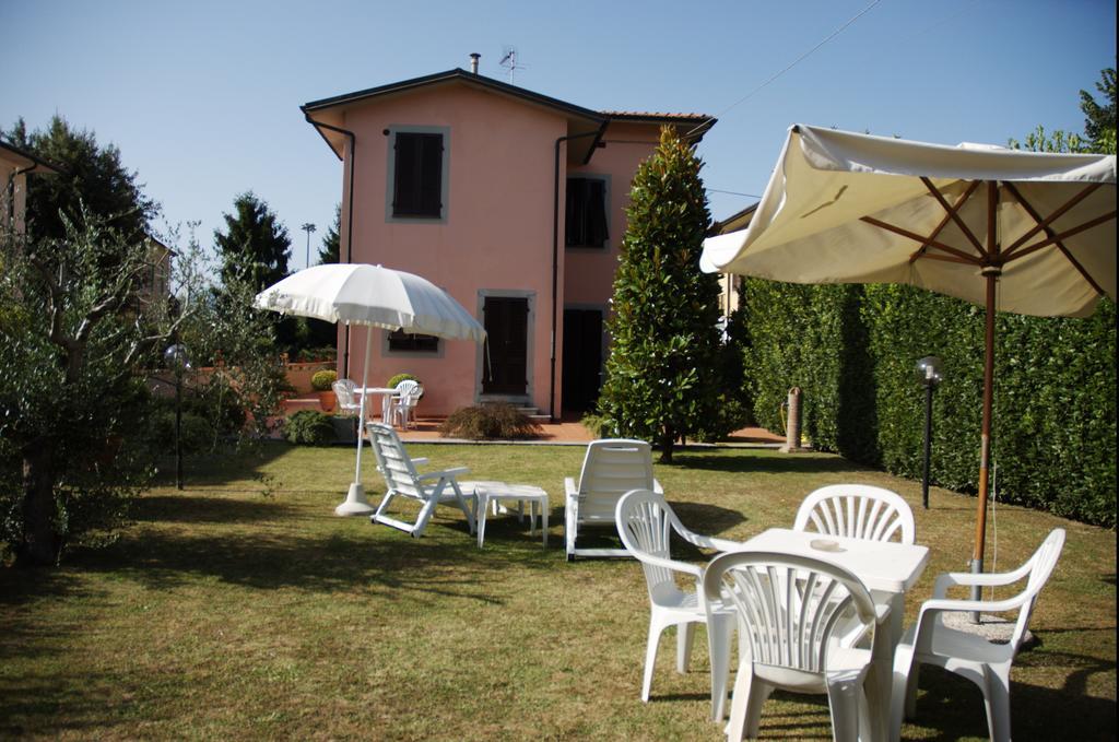 Affittacamere Villa Delia Lucca Dış mekan fotoğraf