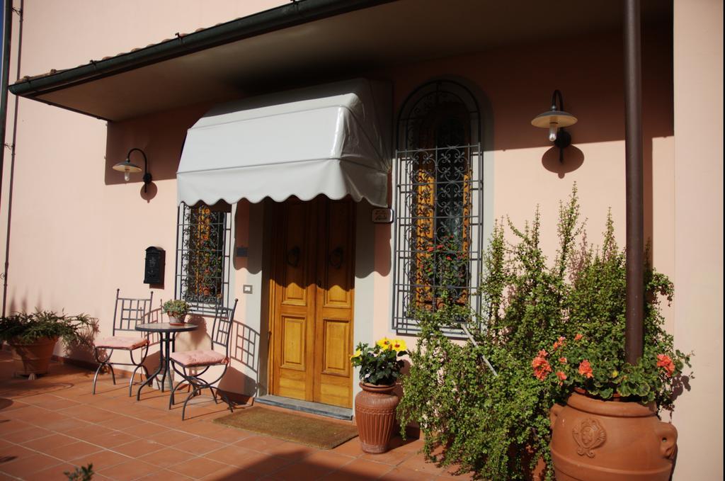 Affittacamere Villa Delia Lucca Dış mekan fotoğraf